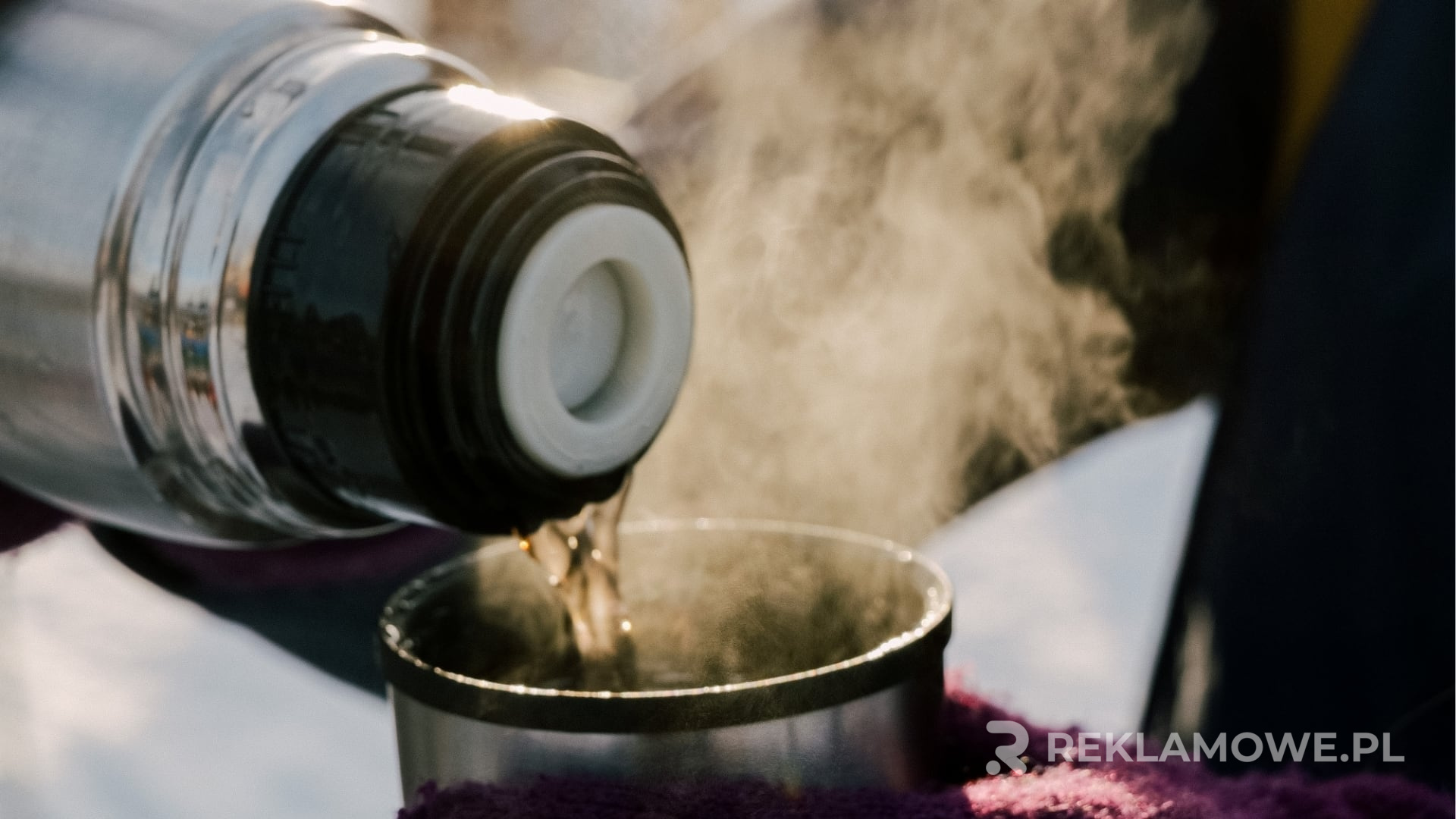 Nowoczesne termosy reklamowe w 2025 roku